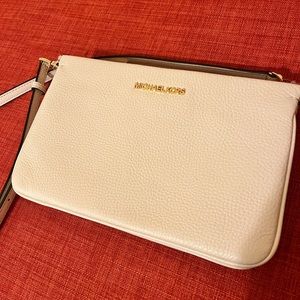 Michael Kors Crossbody Bag